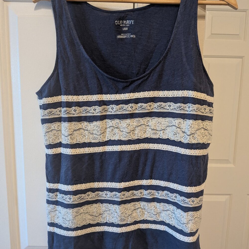 Old Navy 2012 Blue and White Lace Tank Top